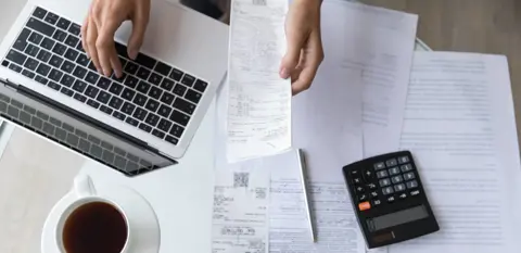 Accounting, Performance and Tax